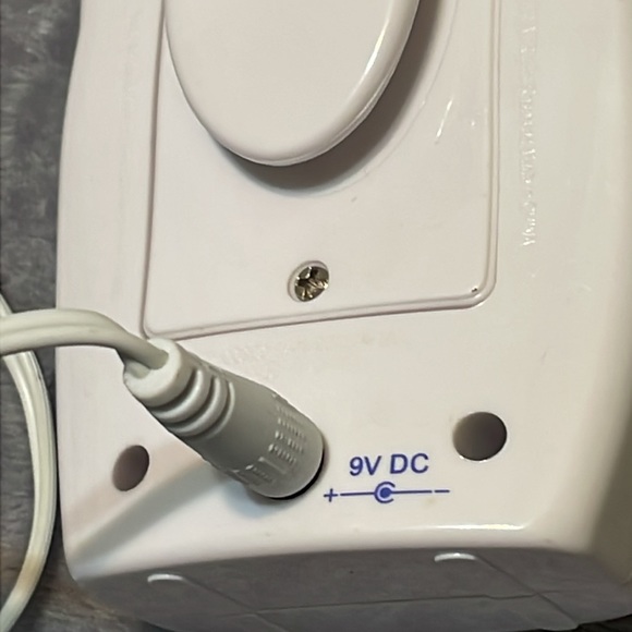 Safety first baby monitor missing speakers. Can be used as an add-on. - Picture 3 of 6